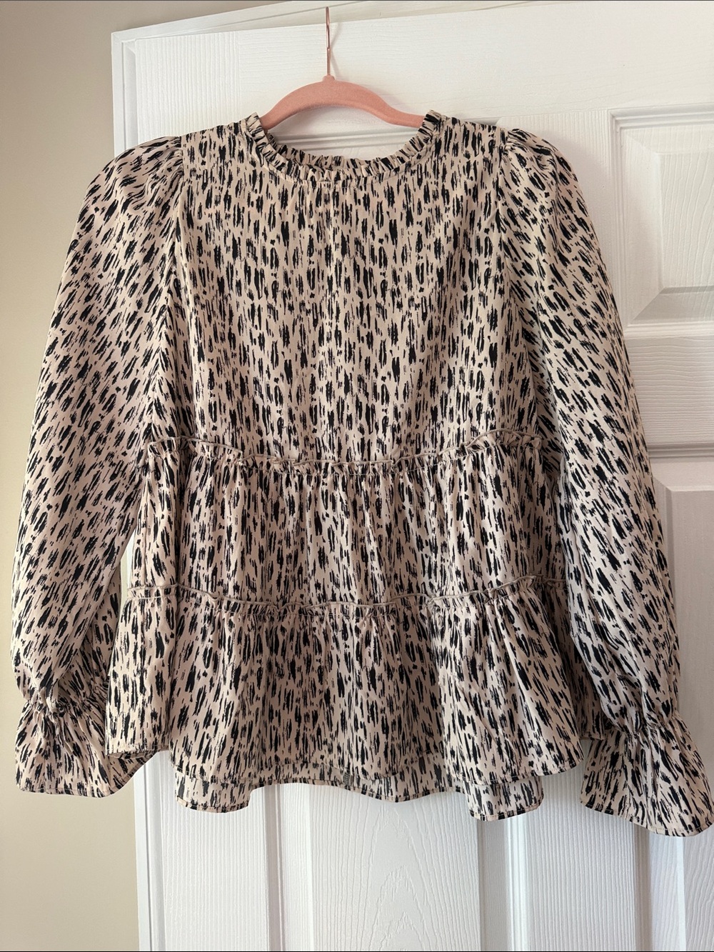Woven Animal Print Peplum Blouse - Beige/Black